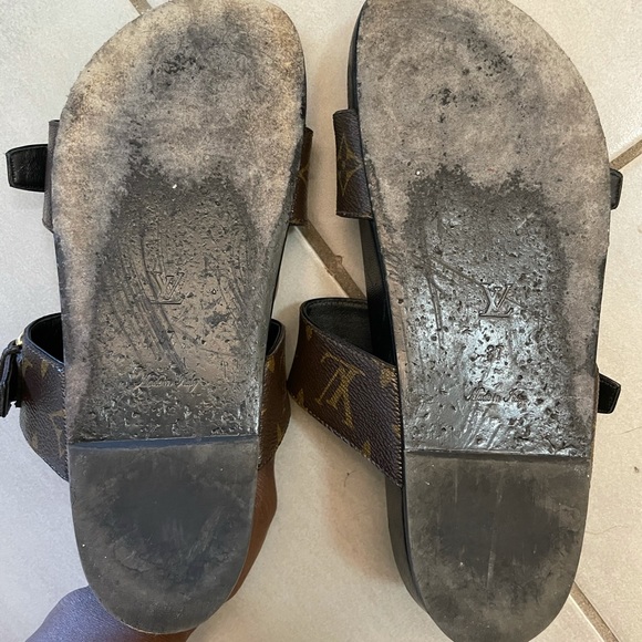 BOM DIA FLAT MULE ( Louis Vuitton buckle sandal) - Picture 5 of 8